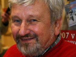 Psychiatr Cimický varuje: „Pozor na závislost na plastických operacích!“