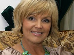 Věra Martinová: Přežila vlastní smrt, teď chystá koncertní šňůru