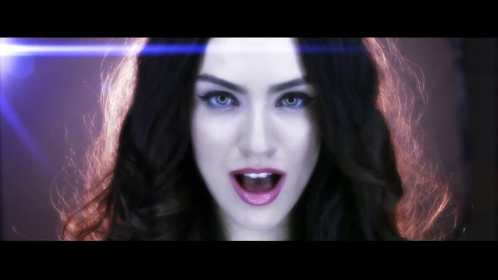 Tom Boxer and Morena feat. J Warner – Deep In Love