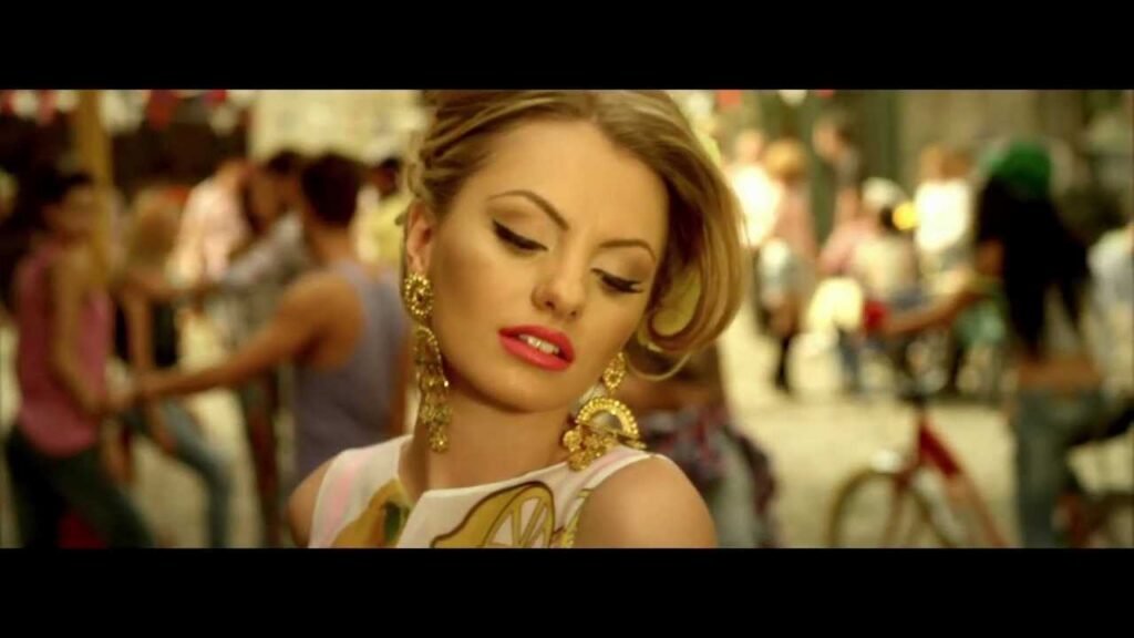 Alexandra Stan – Lemonade