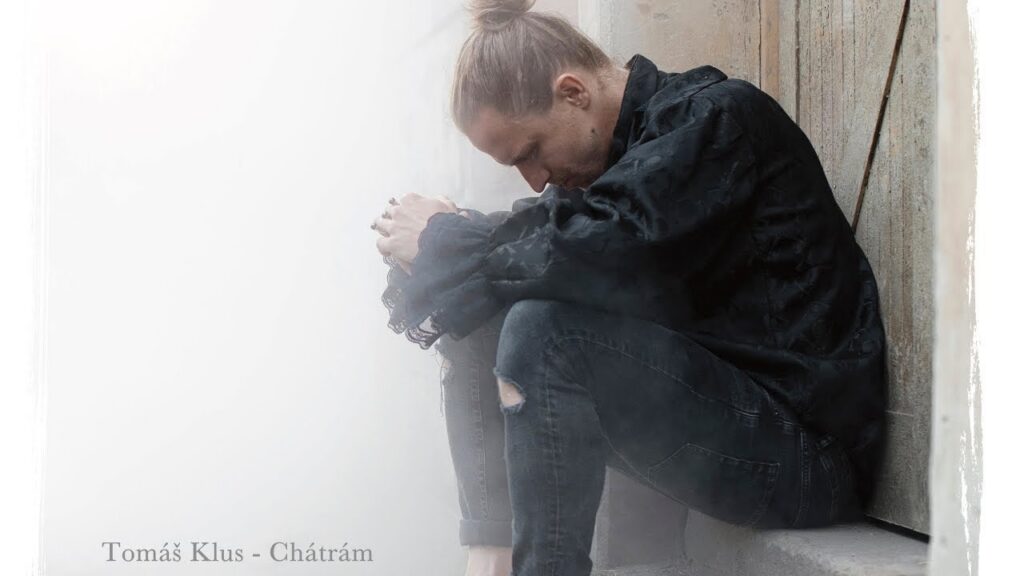 Tomáš Klus – Chátrám